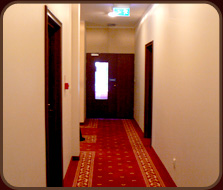 korytarz hotelowy